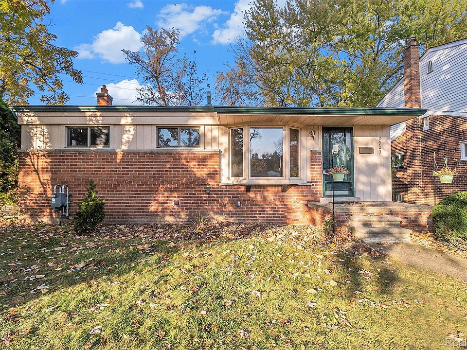 1st image of 2903 Maplewood Ave