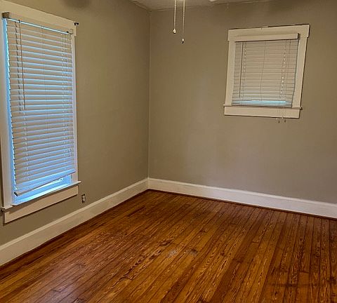 2nd image of 210 Olive Ave
