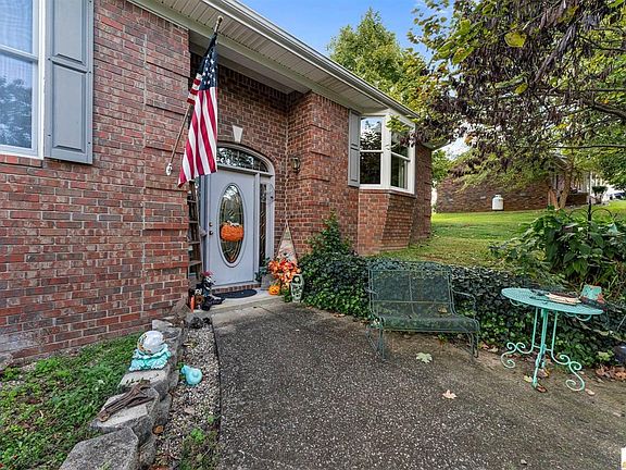 2nd image of 301 Cranbrook Dr