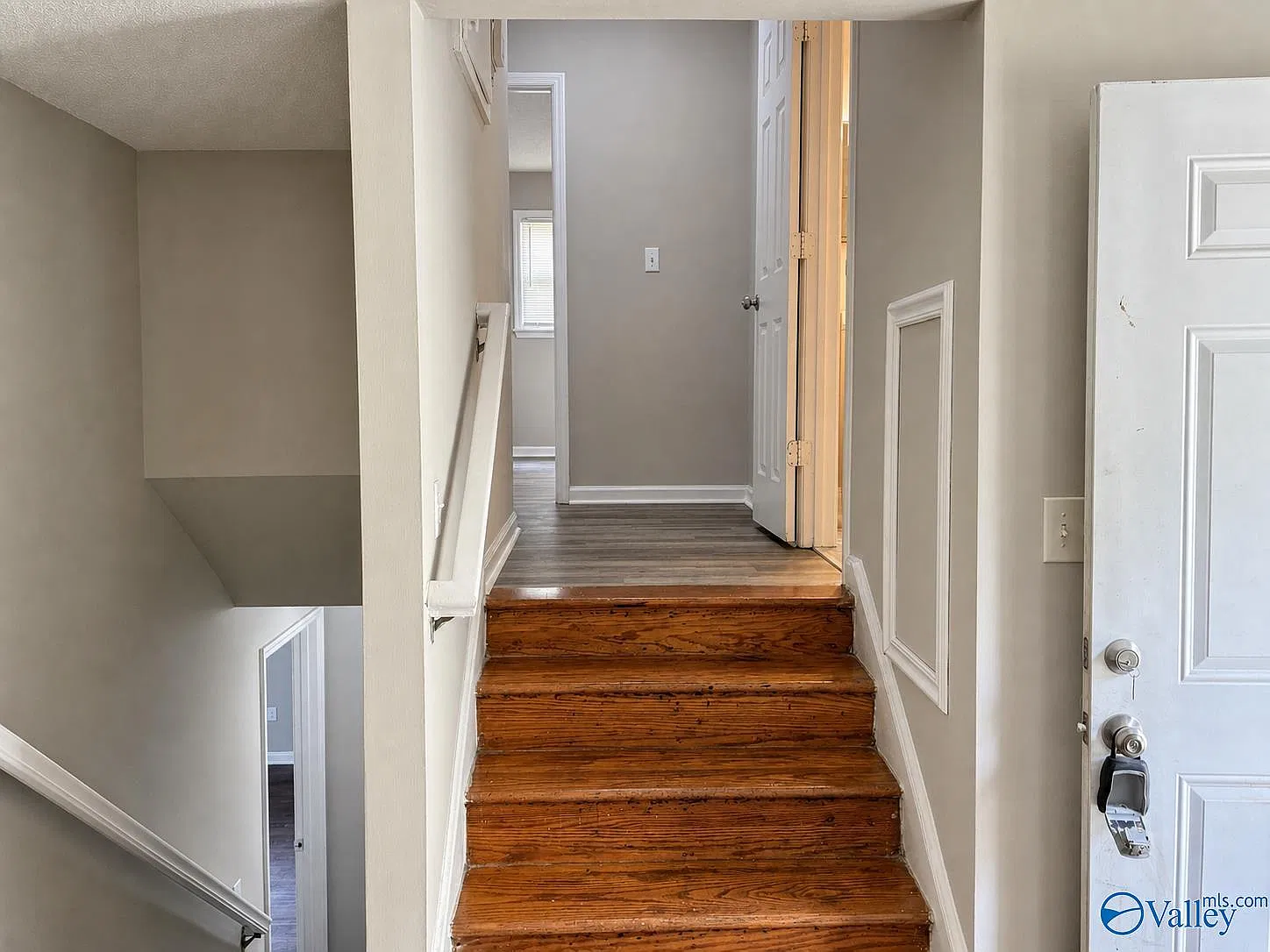 4 bed, 2.0 bath, 1448 sqft, $1,450 — Photo 3
