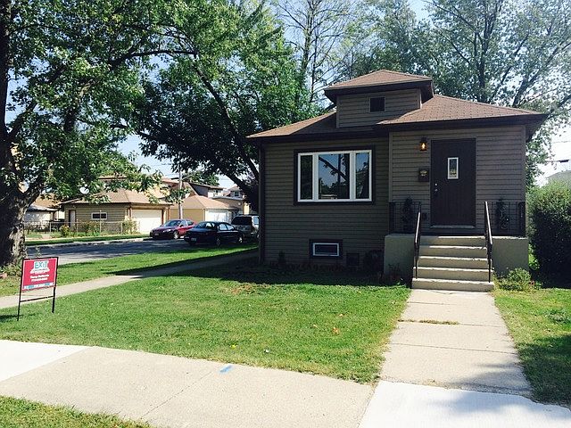 1st image of 2647 N 75th Ave