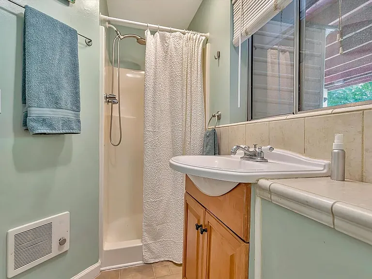 9280 Old County Rd — Photo 20
