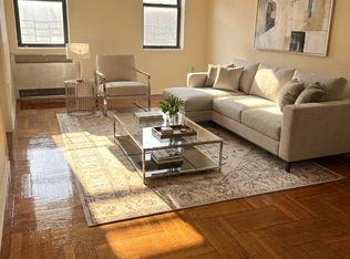 89-21 153rd St #102, Jamaica, NY 11432