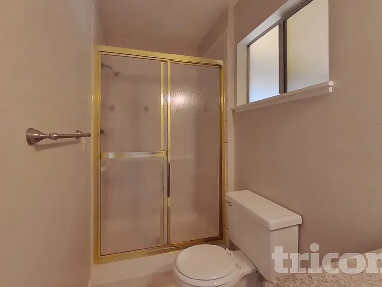 1807 Alford Dr — Photo 10