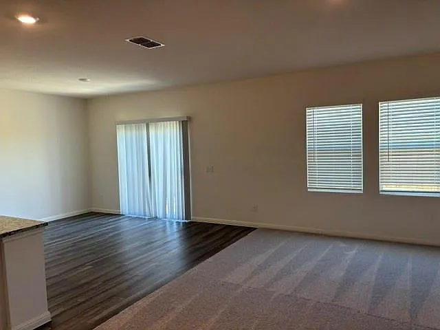 702 Gemsbok Rd — Photo 5