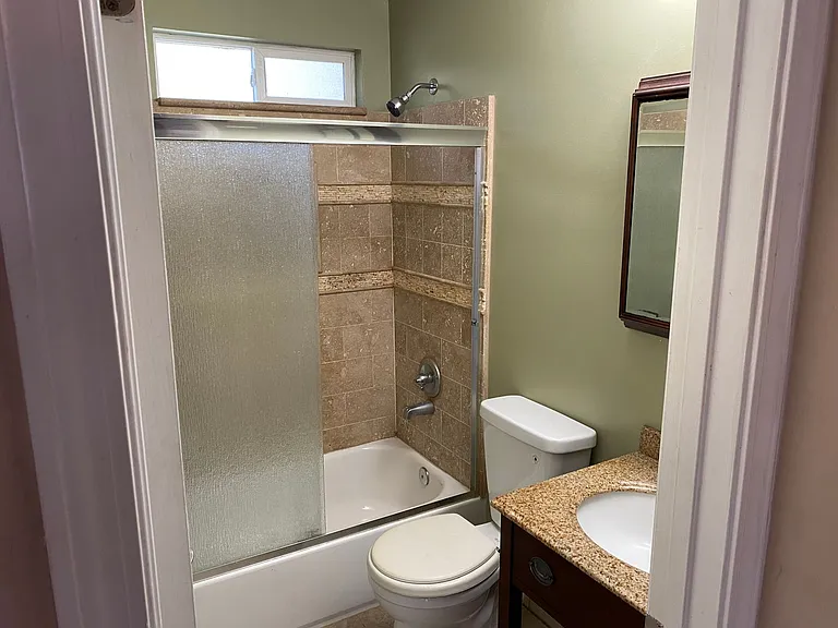 1133 Bonanza Ave — Photo 5