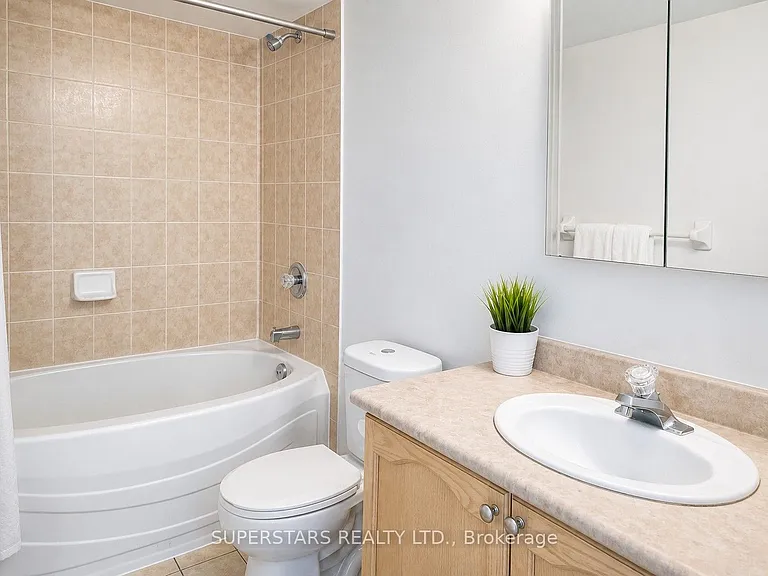 51 Baffin Ct #502 — Photo 19