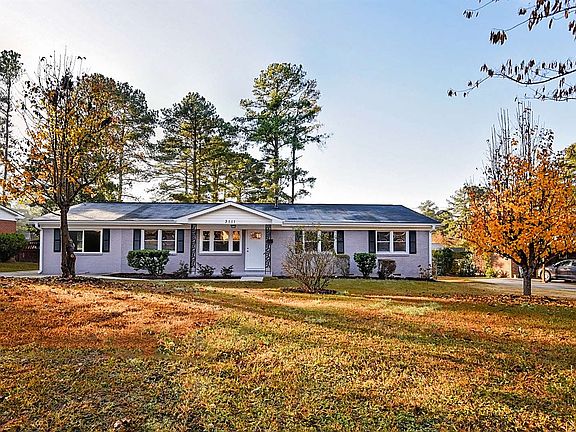 4th image of 3111 Braddock Dr