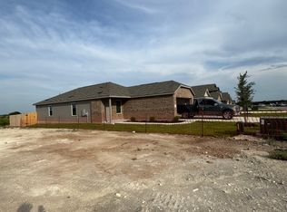 305 Brannigan Dr, Jarrell, TX 76537
