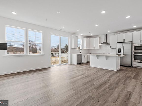 7th image of this home