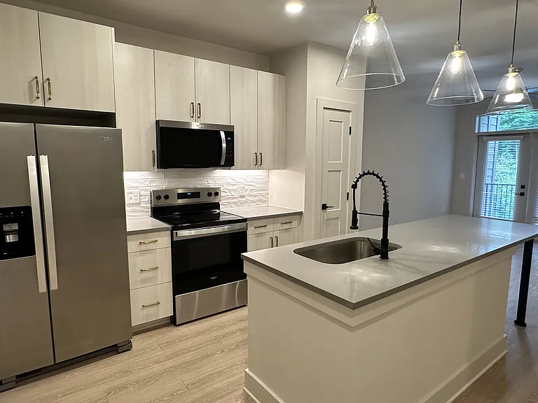 District on the Etowah Apartments — Photo 499