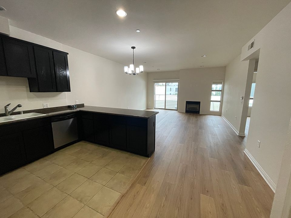 Entry Living room