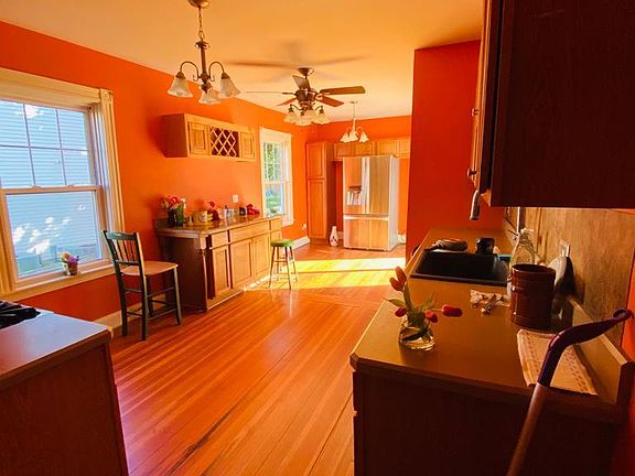 5th image of 58 Oakdale Ave Floor 1