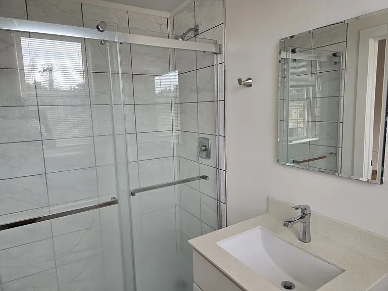 7217 Lanham Ave #202 — Photo 4