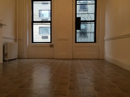 Rented by City Heights Realty | media 12