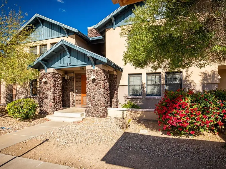 630 E Harvill Dr #206 — Photo 1