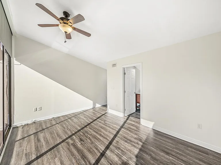 1511 S Bay Villa Pl — Photo 30