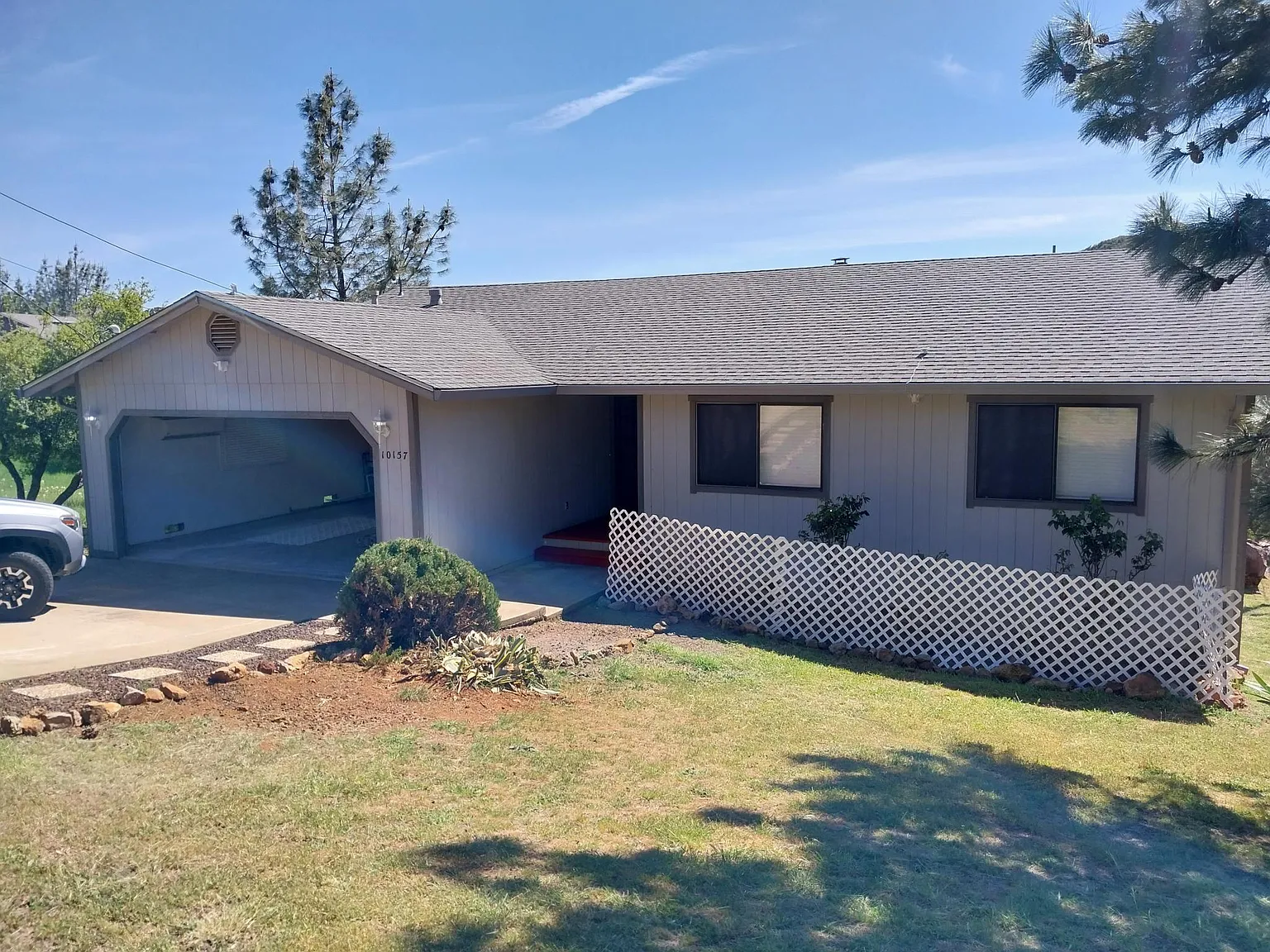 3 bed, 1450 sqft, $2,200 — Photo 1