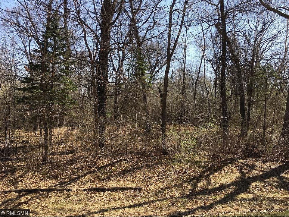 1st image of 585 White Oak Dr