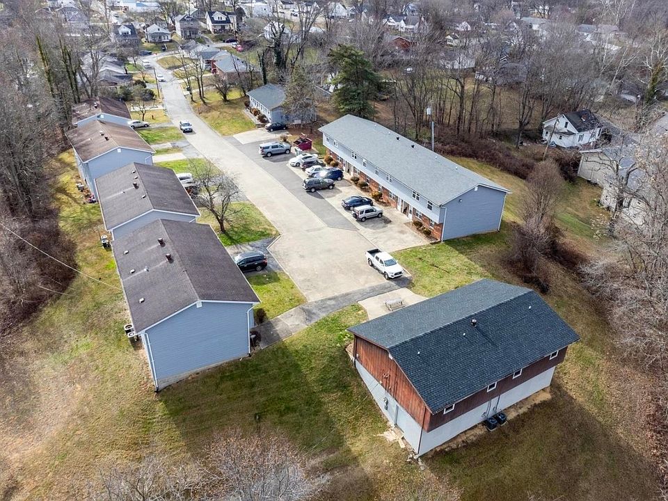 2nd image of 1705 Nervie St
