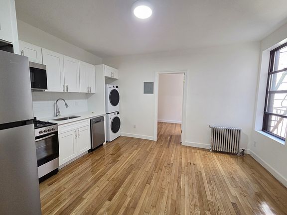 2nd image of 152 Sherman Ave APT 41