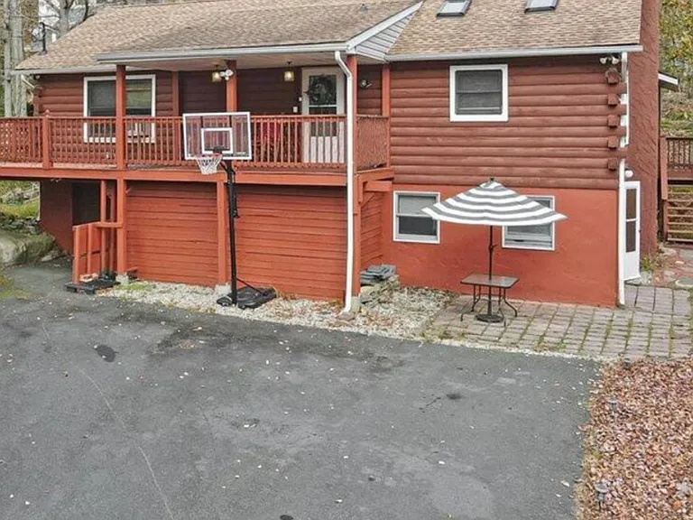 993 Country Place Dr — Photo 38