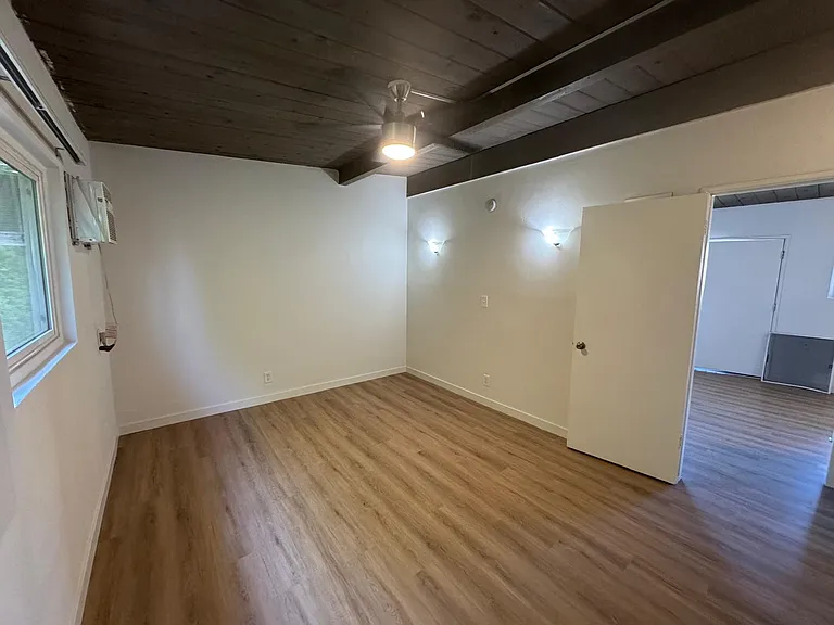 6447 N Figueroa St #H — Photo 13