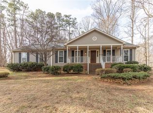 7005 Aplington Rd, Oak Ridge, NC 27310