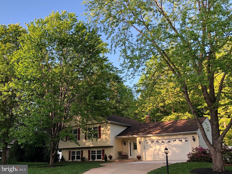 1st image of 6 Sweetbriar Ct