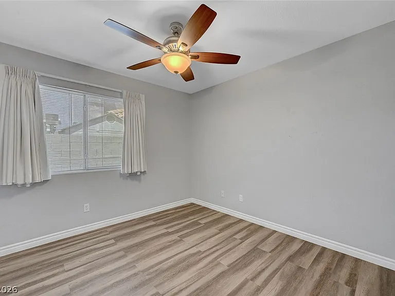 8863 Haviland Rd — Photo 32