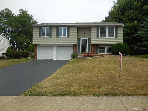 2nd image of 6829 Nettle Creek Dr