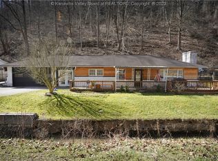 1738 Trace Fork Rd, South Charleston, WV 25309