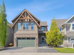 50 S Riviera Vw, Cochrane, AB T4C 0Y7