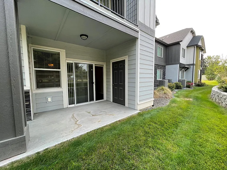 Tree Valley Village Apartments — Photo 26