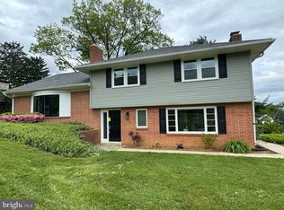 443 Ruth Ridge Dr, Lancaster, PA 17601