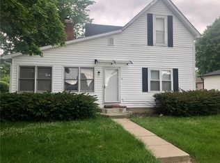 13 E North St, New Palestine, IN 46163