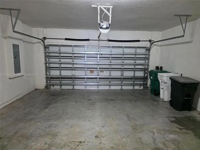 8671 Lakeside Bnd — Photo 7