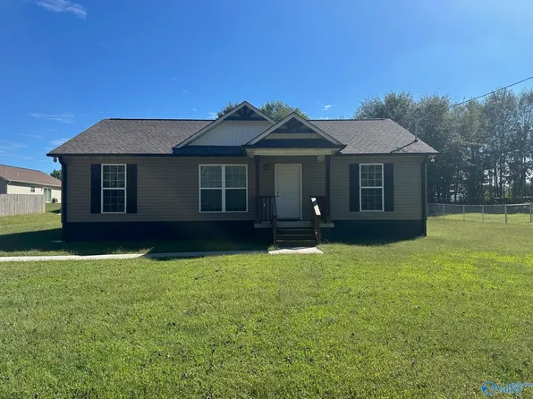 47 Ogle Rd, Guntersville, AL 35976