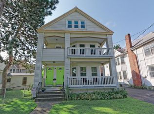 450 Taylor Ct, Troy, NY 12180