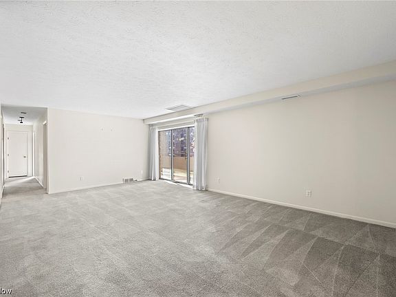 5th image of 2112 Acacia Park Dr APT 201