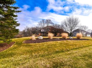3618 Greenleaf Ct, Spring Grove, IL 60081