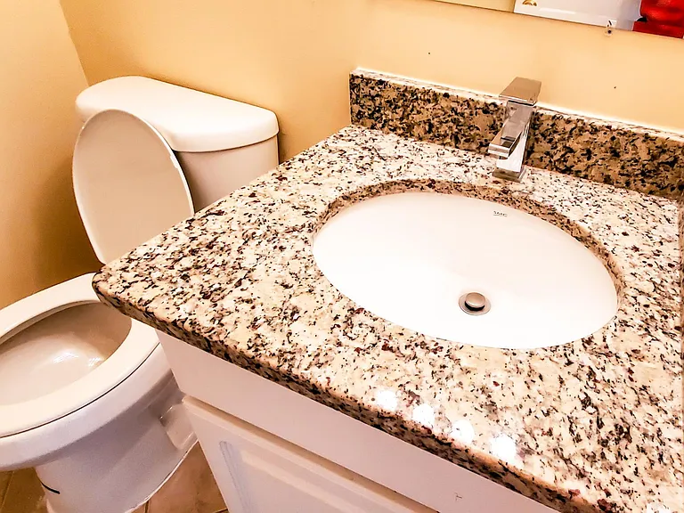 2500 Markham Ln #6 — Photo 12