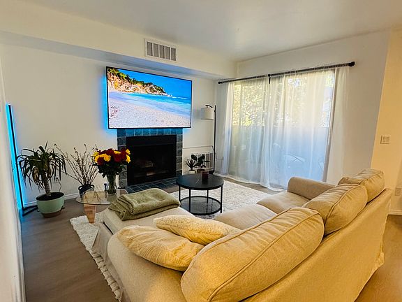 3rd image of 9795 Mesa Springs Way Unit 97