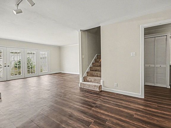5th image of 2125 Winrock Blvd #38
