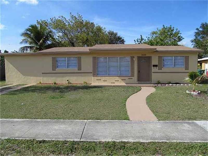 1st image of 1445 NW 193rd Ter