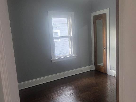 4th image of 11313 Saint Mark Ave #1