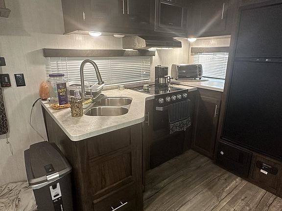 4th image of 114 Spearhead Dr #109