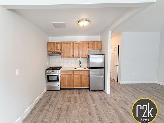 4th image of 23-11 31st Ave #1