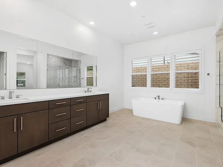 5290 Coastal Sage Trl — Photo 25
