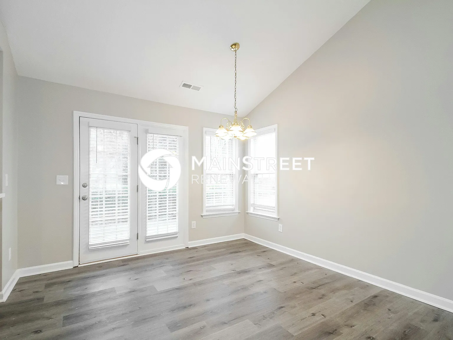 3020 Kaymoore Dr — Photo 4